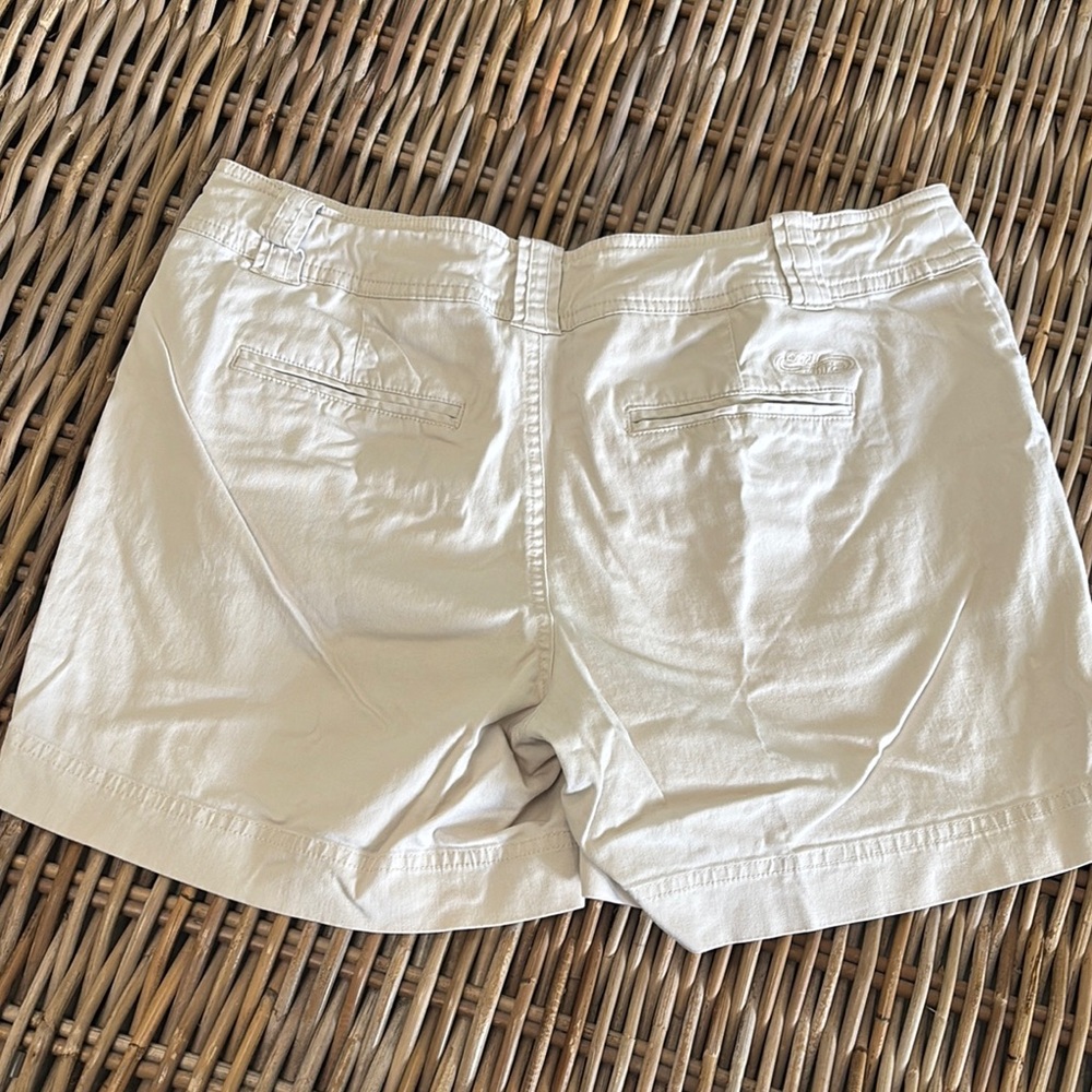 Crazy Shirts Hawaii Khaki 5” shorts size 12 - Picture 4 of 6